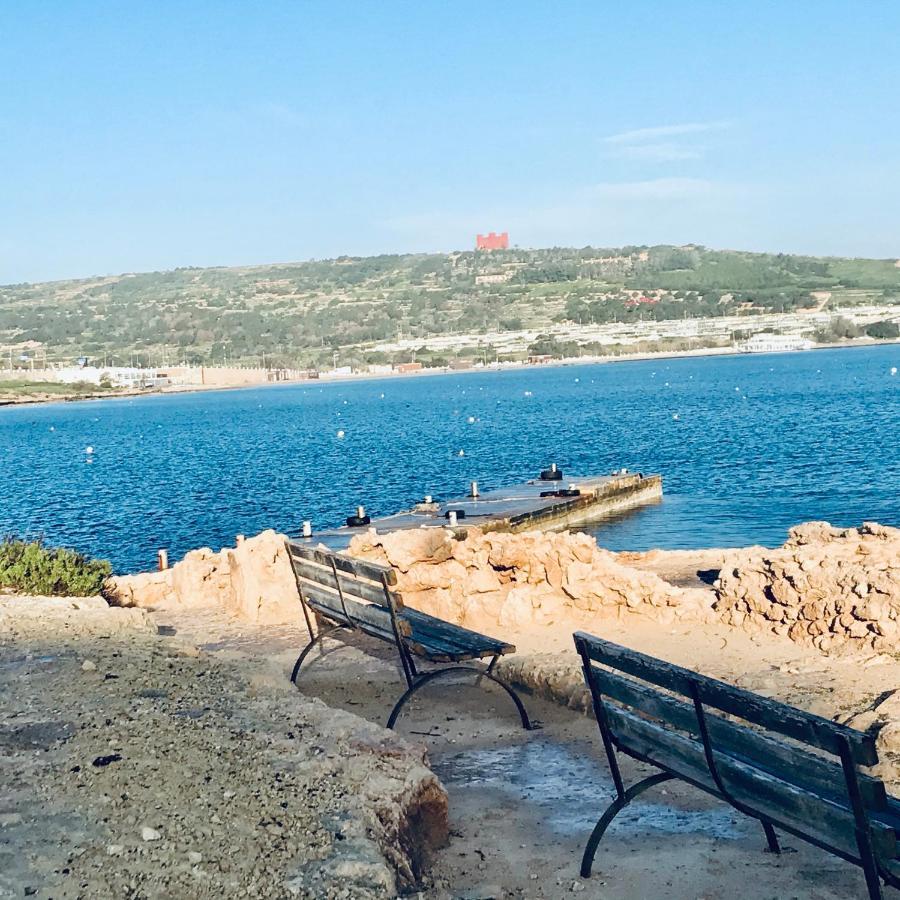 Modern Apartment With Sea View Мелліха Екстер'єр фото